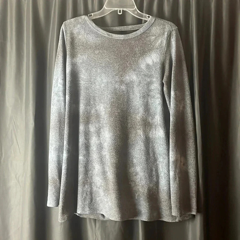 Water‎ colored Sweater